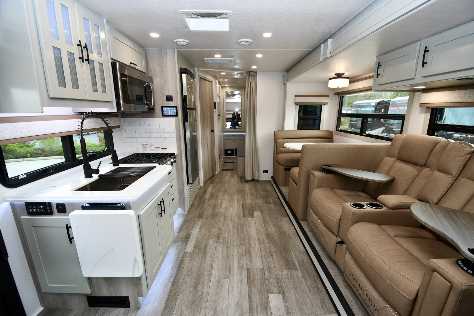 Gallery image 180899