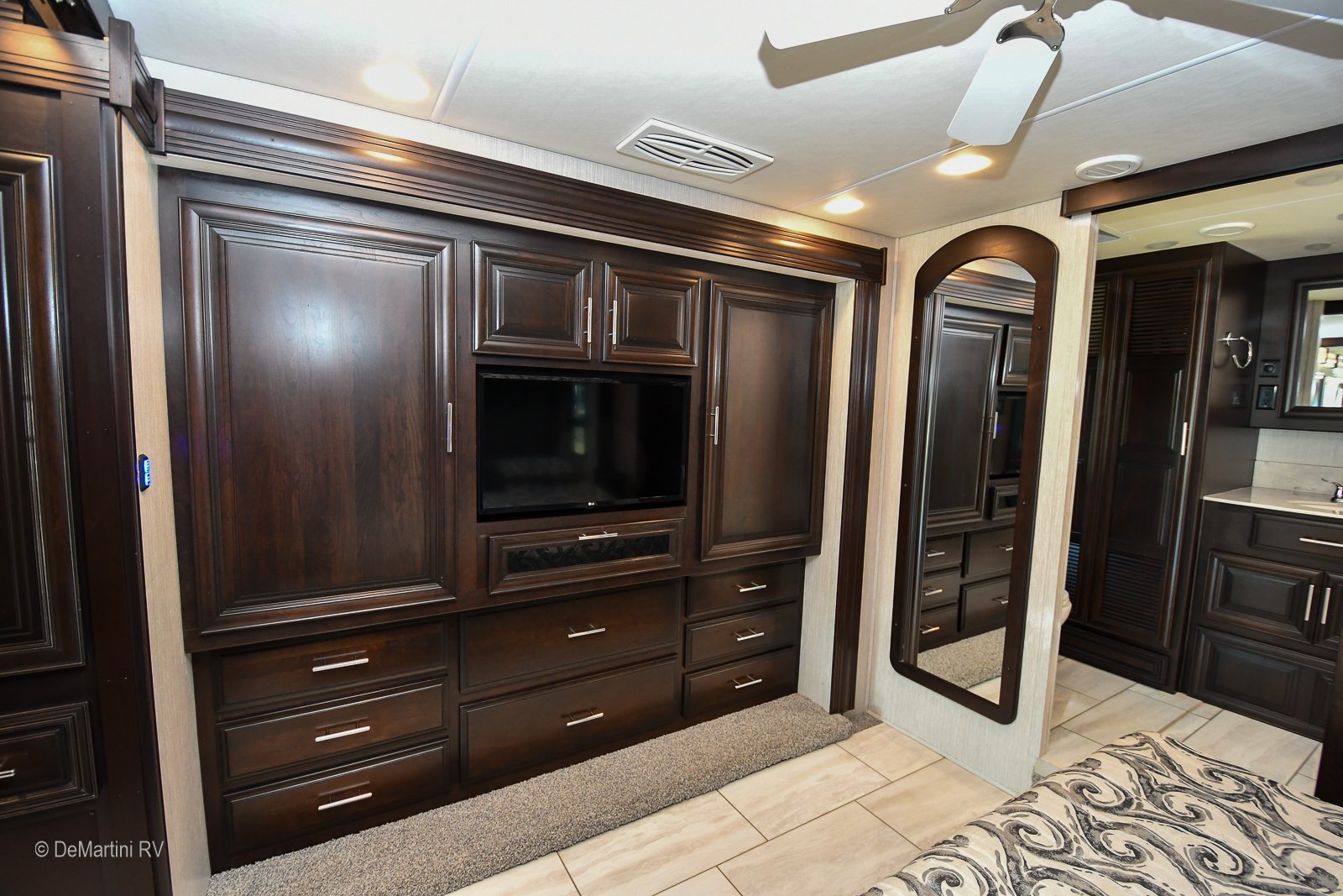 Gallery image 177952