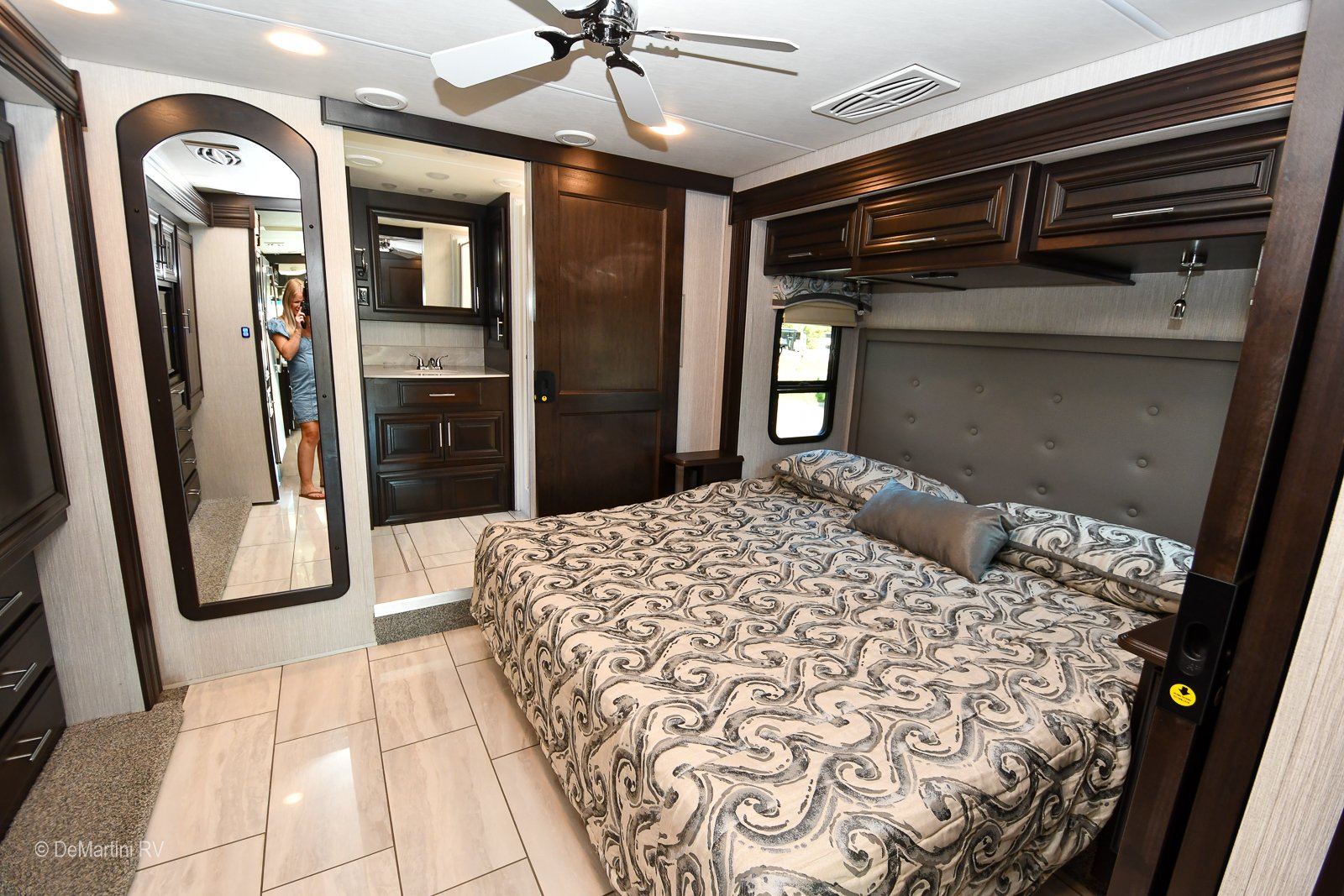 Gallery image 177951