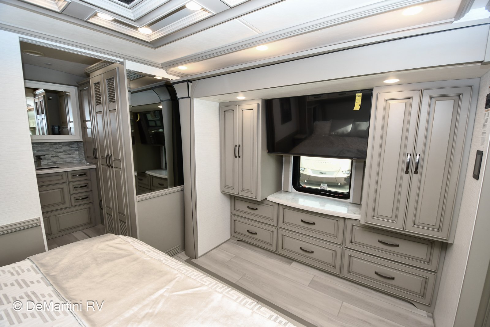 Gallery image 185302