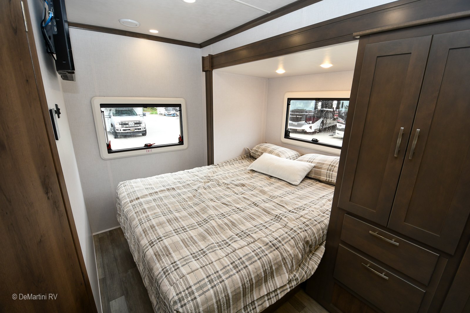 Gallery image 184243