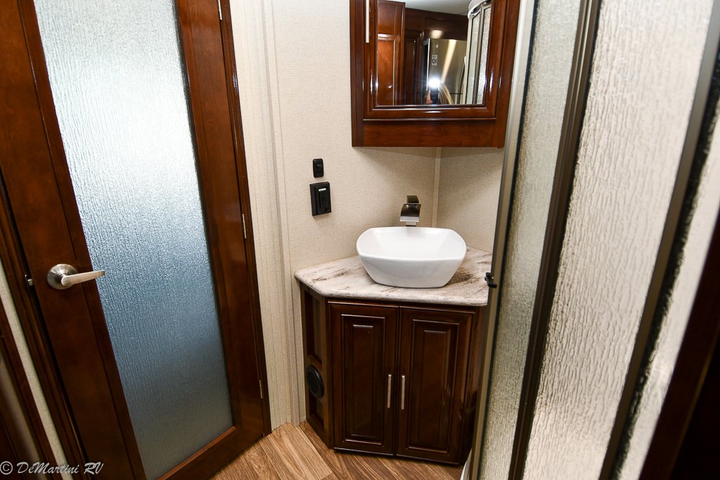 Gallery image 158320