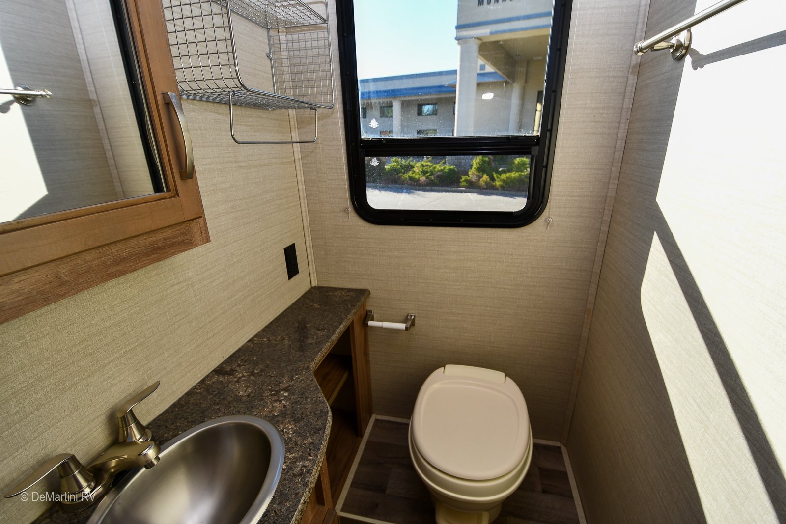 Gallery image 184895