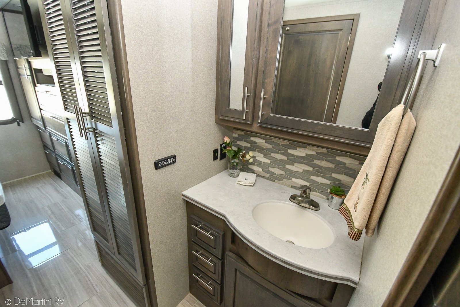 Gallery image 178987