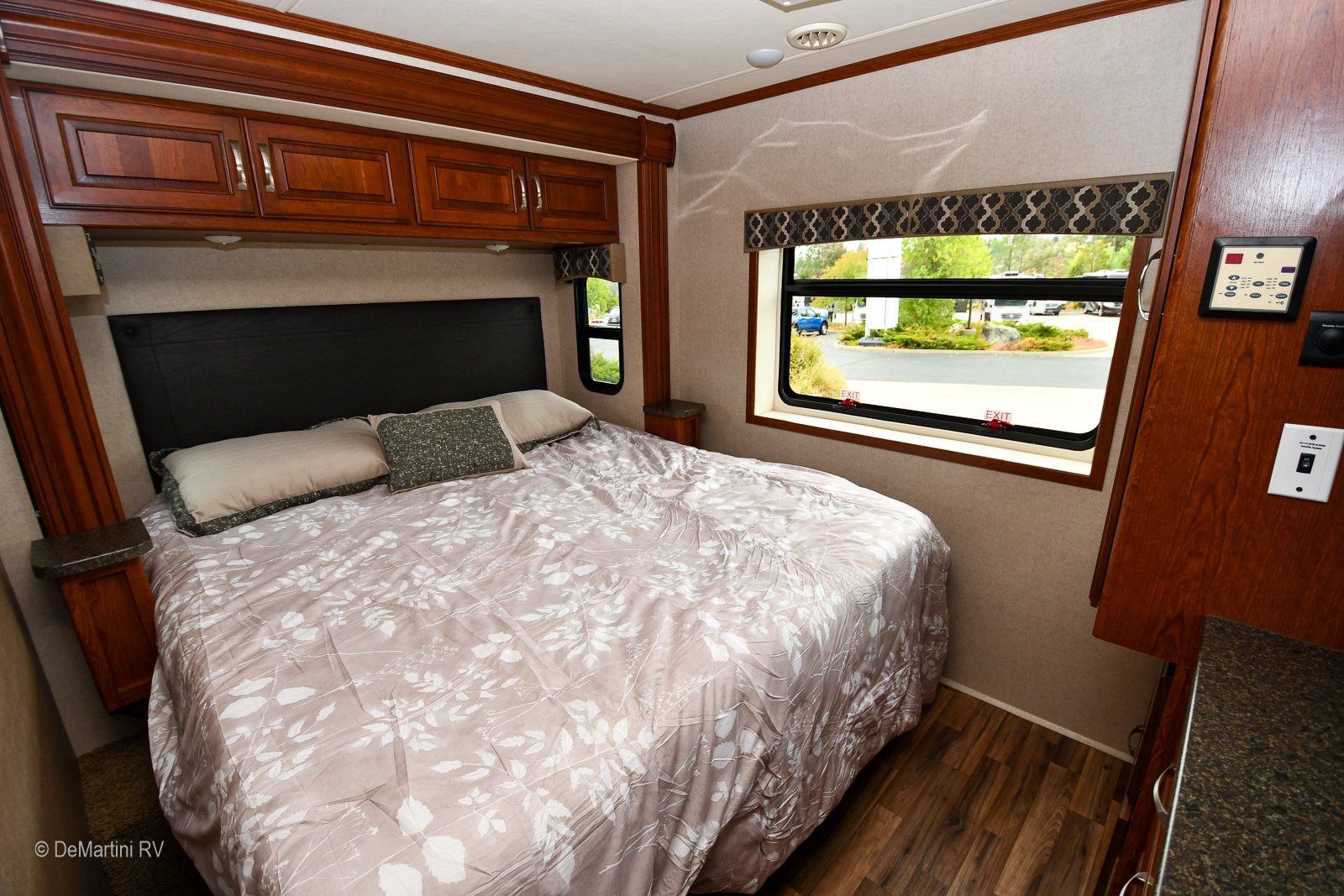 Gallery image 184729