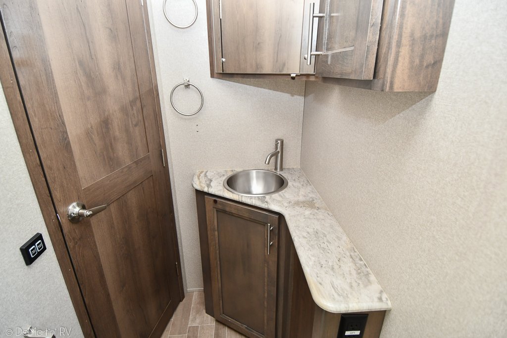Gallery image 166256