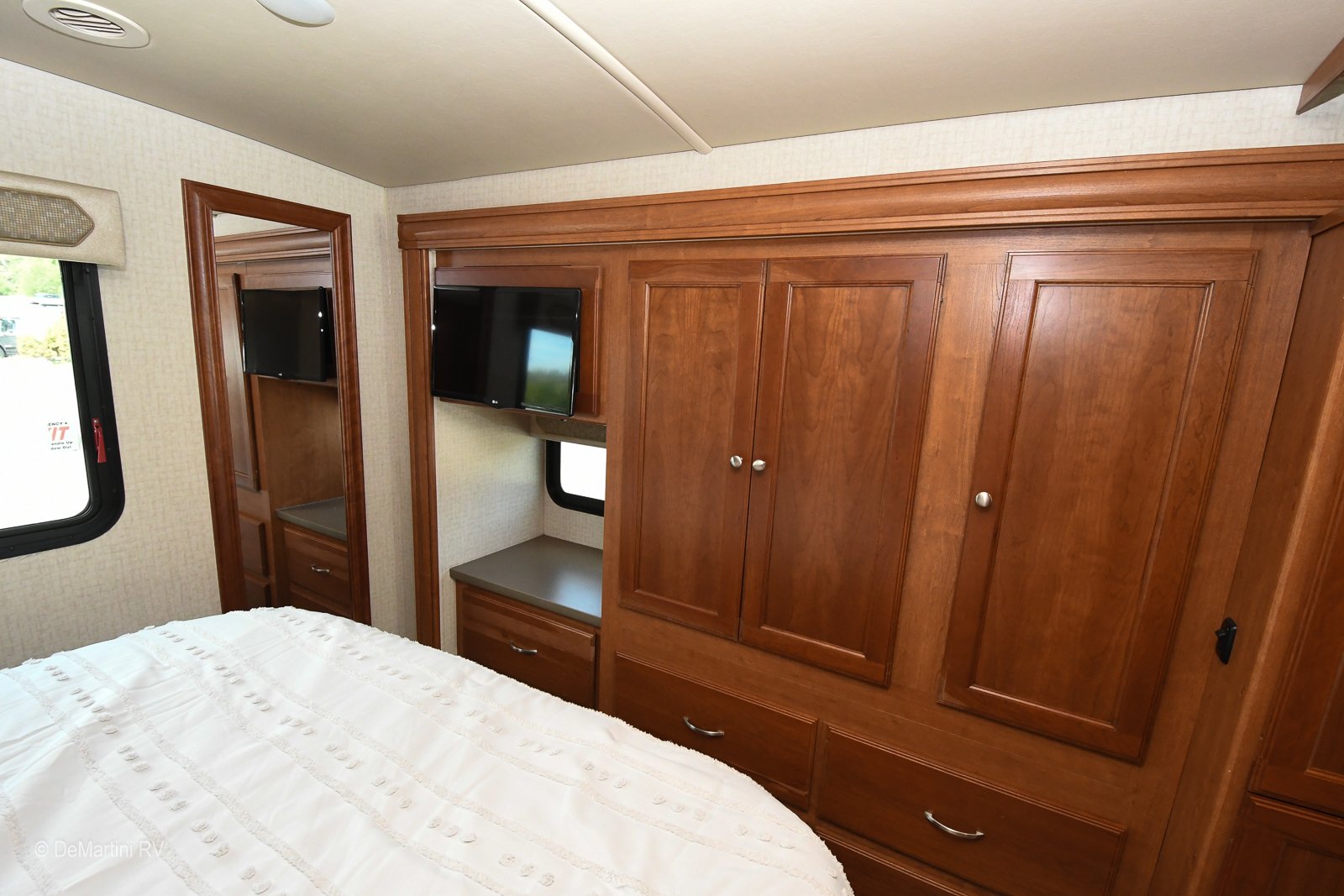 Gallery image 186984