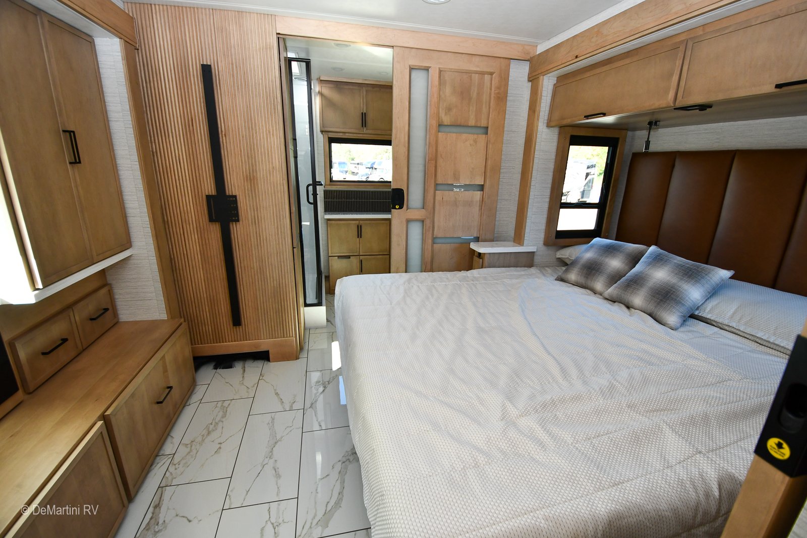 Gallery image 186160
